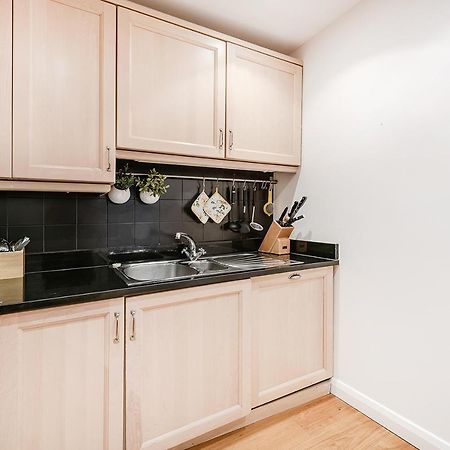 Lovely 2 Bedroom Apartment In Notting Hill London Exterior foto